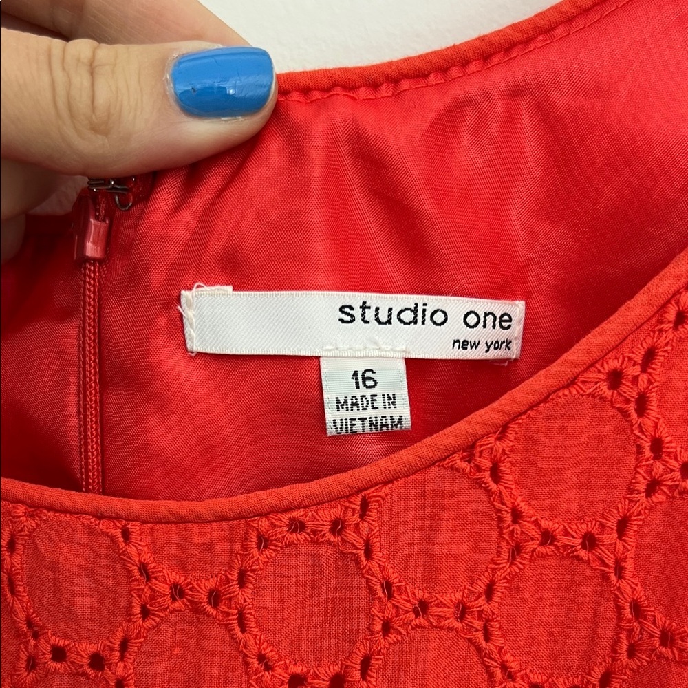 studio one ny coral eyelet fit and flare dress, size 16 - Picture 3 of 9